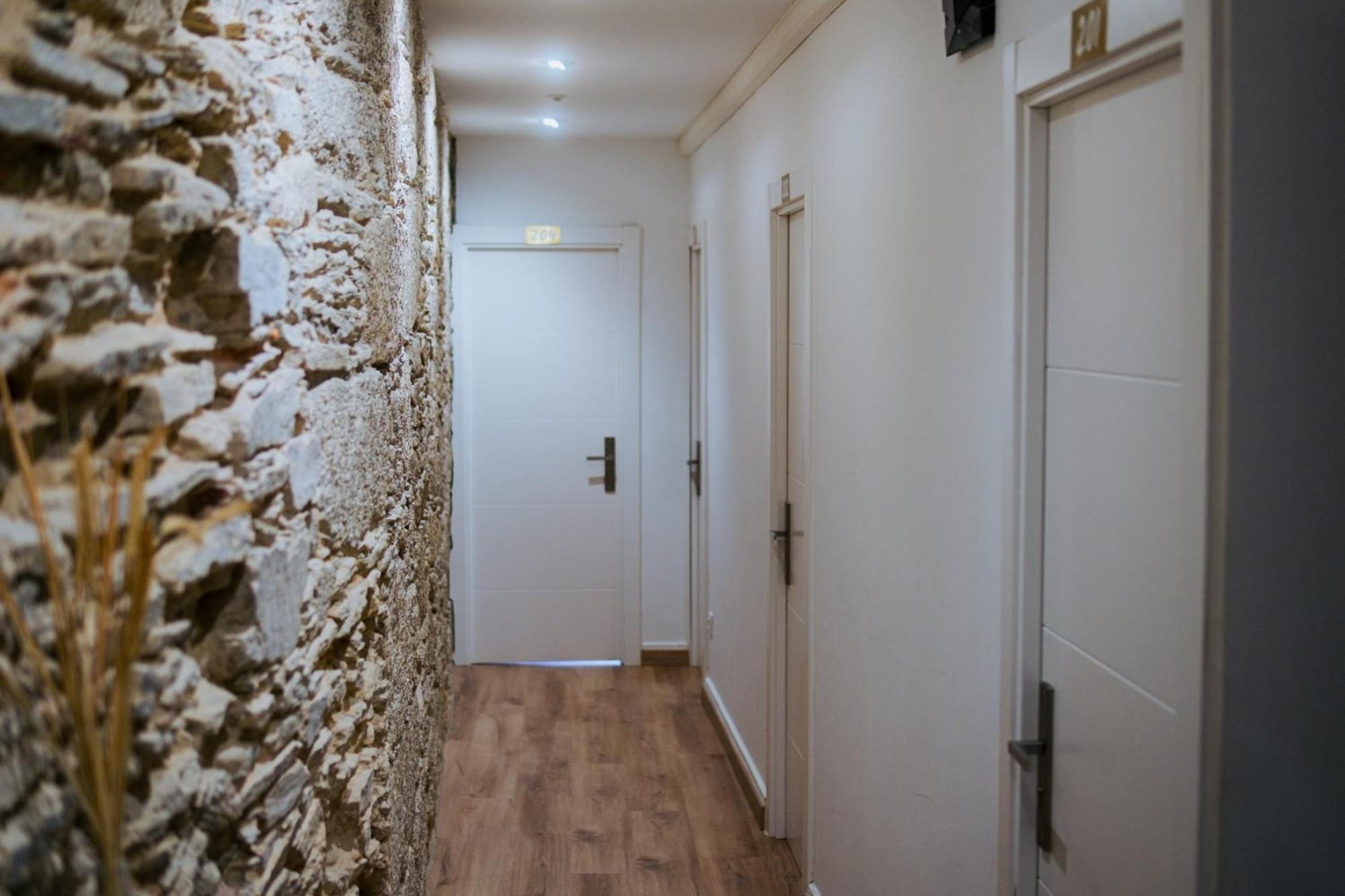 Hostal Santa Cruz Santiago de Compostela Exterior foto